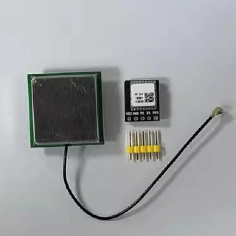 

Dual-Frequency GNSS Module GT-U12 with BeiDou B1C/B2a Support, Ultra-High Sensitivity, Sub-Meter Accuracy, Multi-Constellation