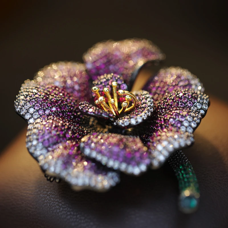 Gorgeous Micro Inlaid Zircon Rose Flower Brooch Luxurious Calla Lily Women's Coat Elegant Suit Accessories Dinner Corsage Pin