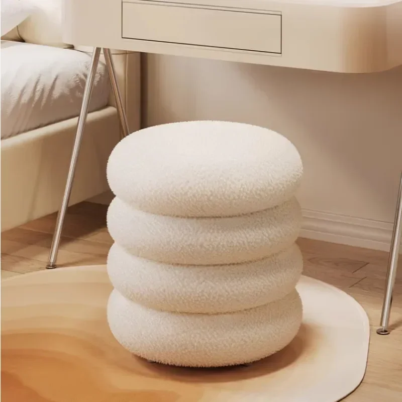 Creamy Household Stool Girls\' Makeup Seat Bedroom Vanity Chair Soft Lamb Wool Pouf Minimalist Manicure Round Ottoman