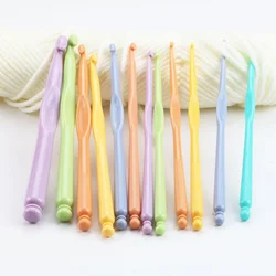 Plastic Handle Crochet Hooks Kit Knitting Crochet Needles DIY Weave Knitting Crochet Needle Sewing Tools 12Pcs/Set