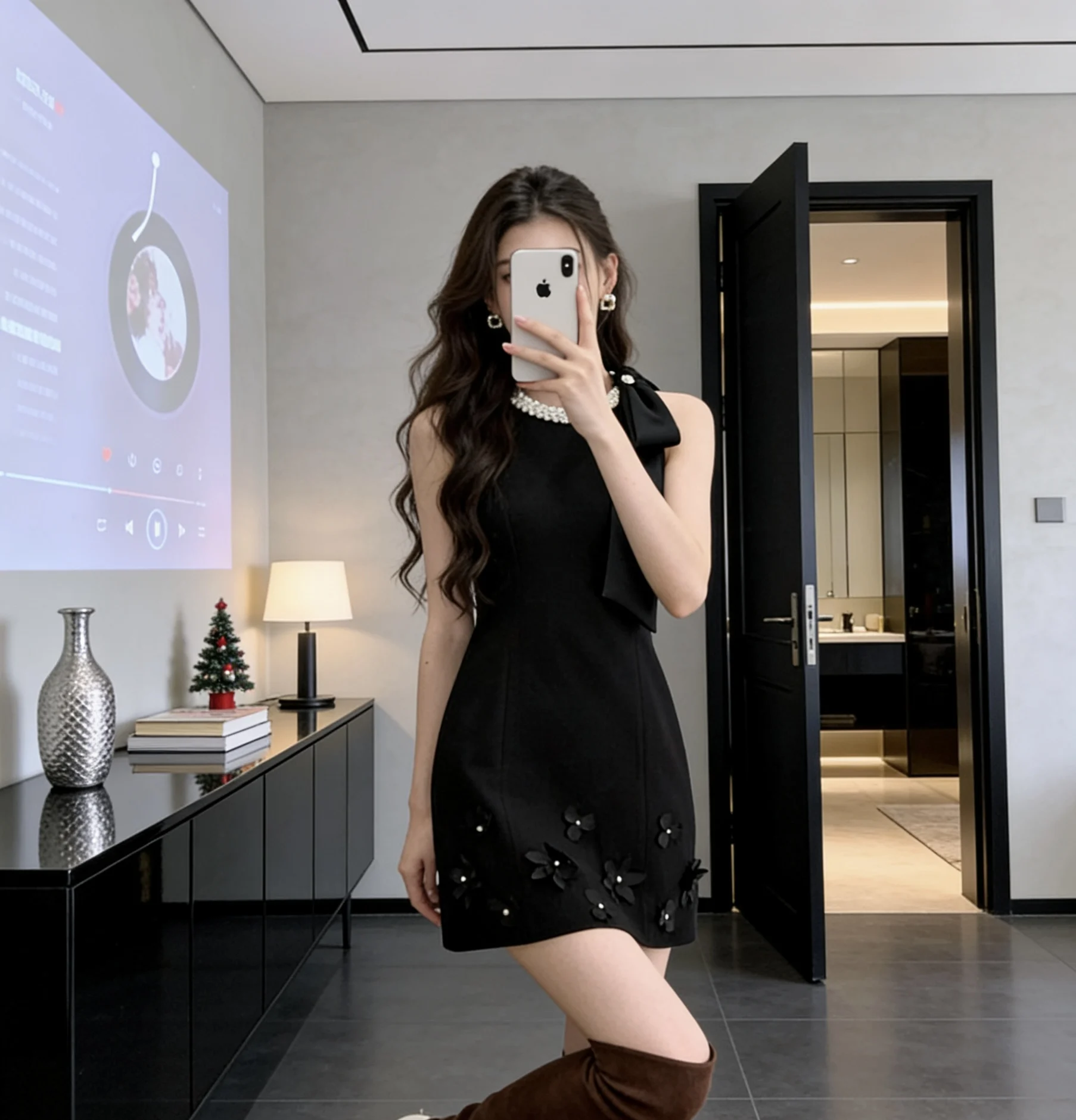 

Элегантное летнее новое платье с узлом, легкое, роскошное, с завязками на шее, с завышенной талией, А-силуэт, для женщин