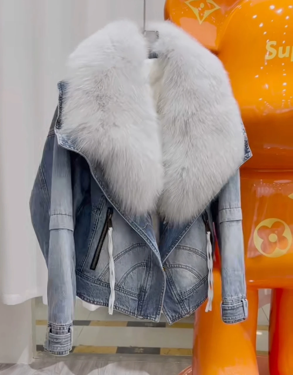 2023 Hot Sales New Fashion Denim Goose Down Big White Fox Fur Collar Detachable Goose Down Filling Inner Lining High-End Jacket