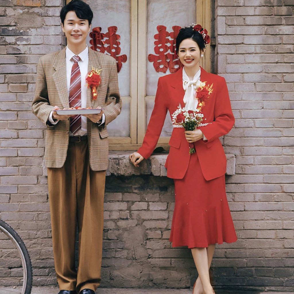 

New Red Retro Hong Kong Sle Wedding Dr Couple Photo Studio High Waist ort Skirt Vintage Theme Wedding Gown for Parents