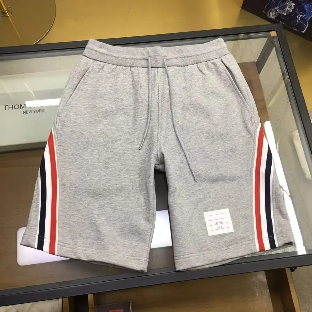 

Summer Men Sport Shorts American Graffiti Fashion Grey Short Pants Harajuku High Street Men's Clothing Casual Shorts Streetwear