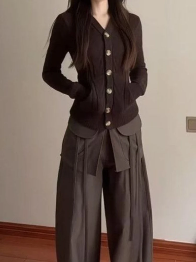 

Новый кардиган с V-образным вырезом и перекрученным узором, женская одежда 2026, винтажный свитер на одной пуговице, модный топ с карманами, женская кофта