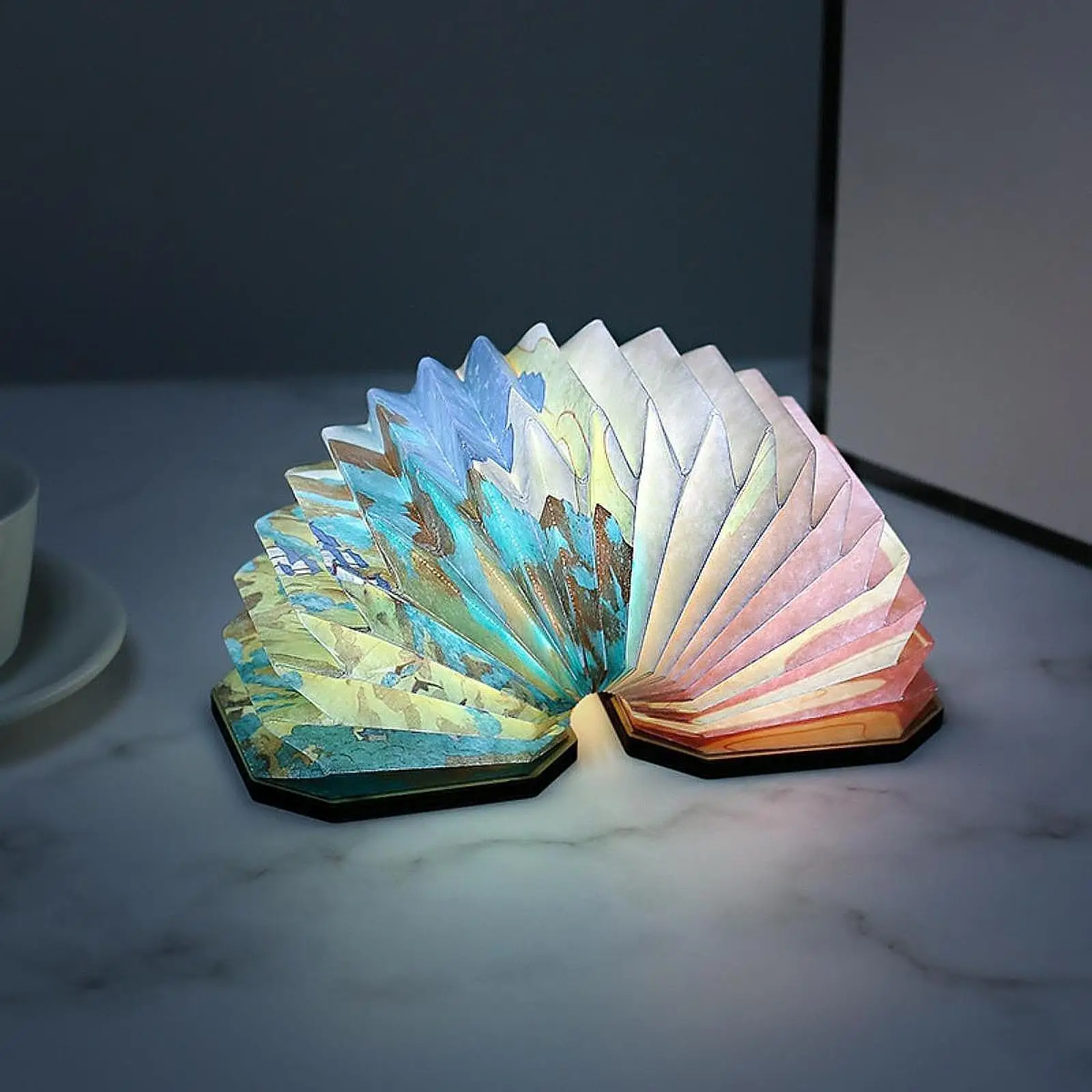 

Folding Mood Light Novelty Accordion Lamp for Home Living Room Decoration