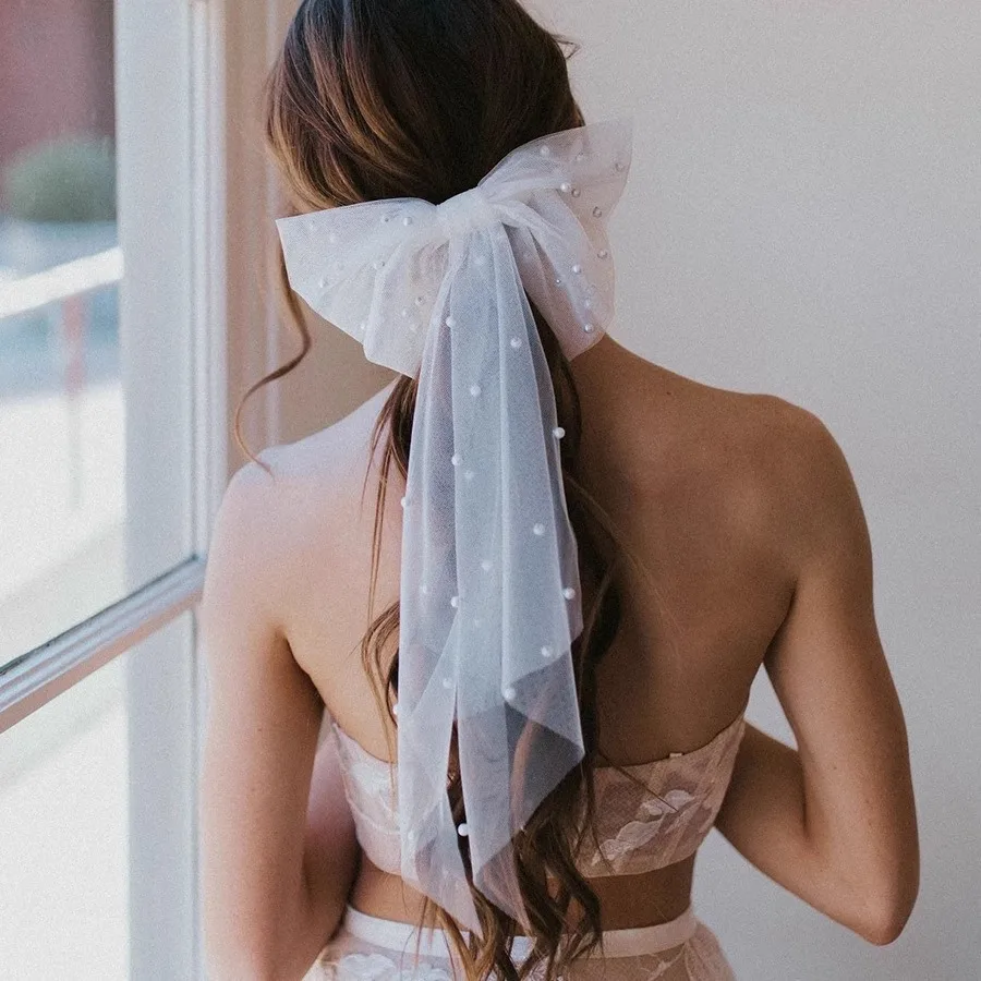 

Pearl Bow Veil: French Vintage Hair Accessory for Women | Viral Photo Prop Wedding Bridal Veil with Elegant Pearl Details​