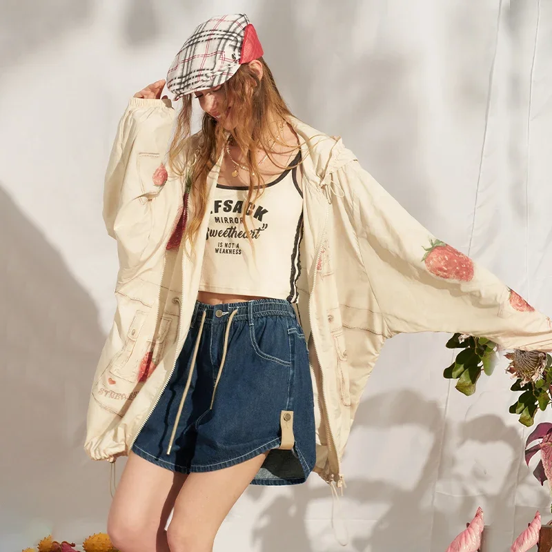 ELFSACK  Vintage Raw Denim Shorts , Punk Streetwear Adjustable Buckle Loose Denim Shorts
