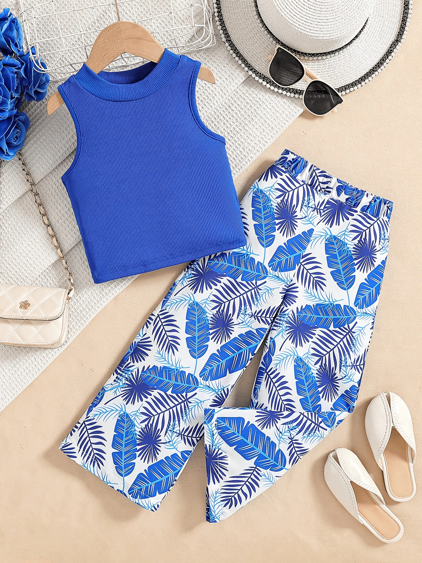 2-teiliges Sommer-Outfit-Set für Mädchen: Ärmelloses Oberteil und Hose mit weitem Bein und elastischem Bund – perfekt für Urlaub und Strand. Stilvolle Summe – Detail 6