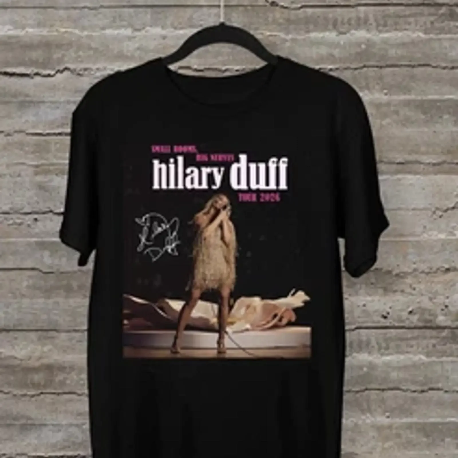 НОВАЯ ФУТБОЛКА HILARY DUFF TOUR 2026, черная, все размеры от S до 5XL, QA1734, винтажная, с эффектом потертости, с принтом, для повседневной носки, эластичная, стильная.