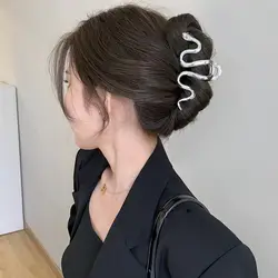 Pinza de agarre de Metal con forma de serpiente para niña, accesorio para el cabello con forma de tiburón, cola de caballo, tocado, exquisito, coreano, novedad de 2023