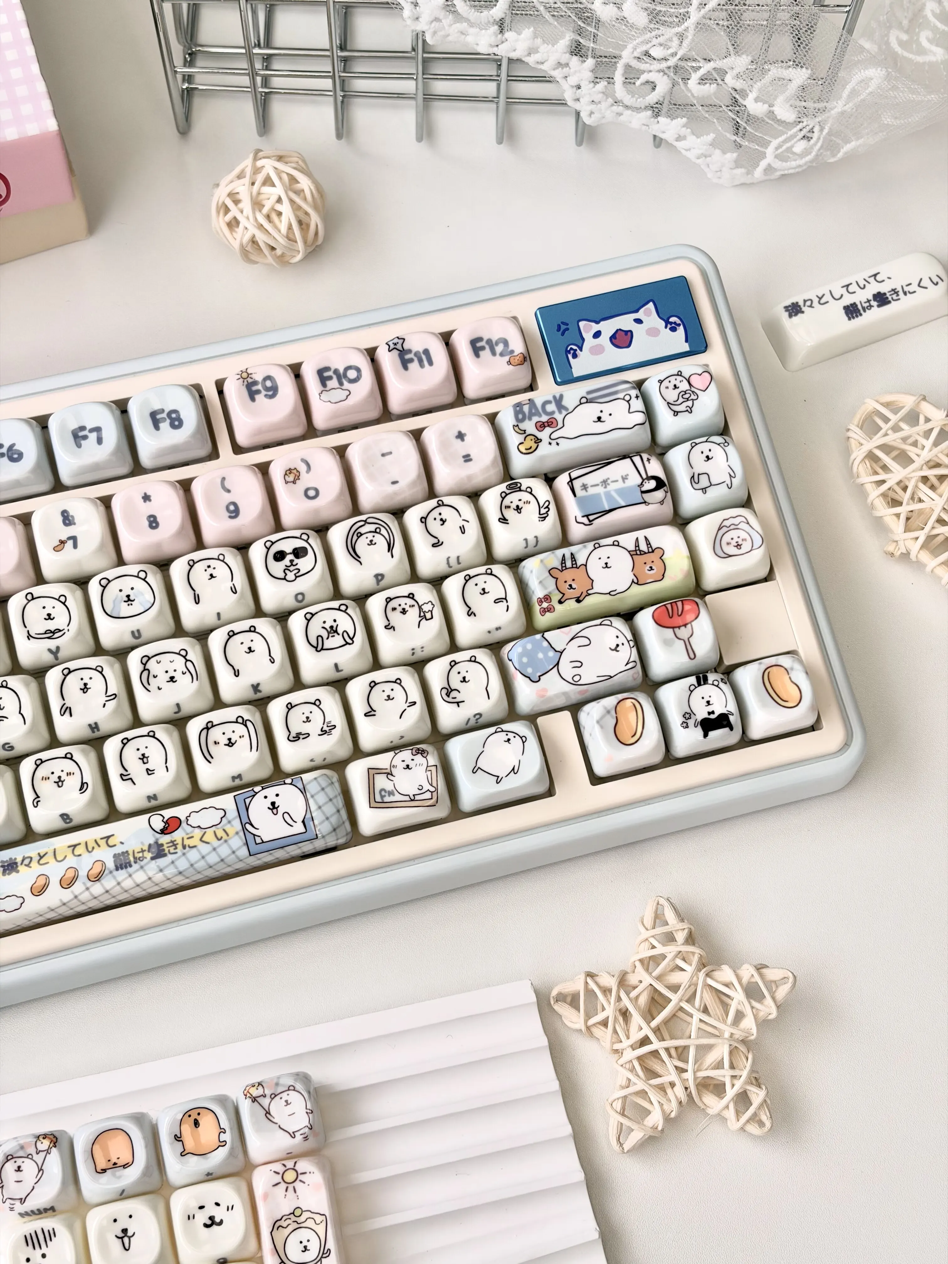 MAIMOOO Self Mocking Bear Key Cap Crystal Jelly Cute Jade Grease Pc Moa134 Key Customized Diy Mechanical Keyboard Cap view 5