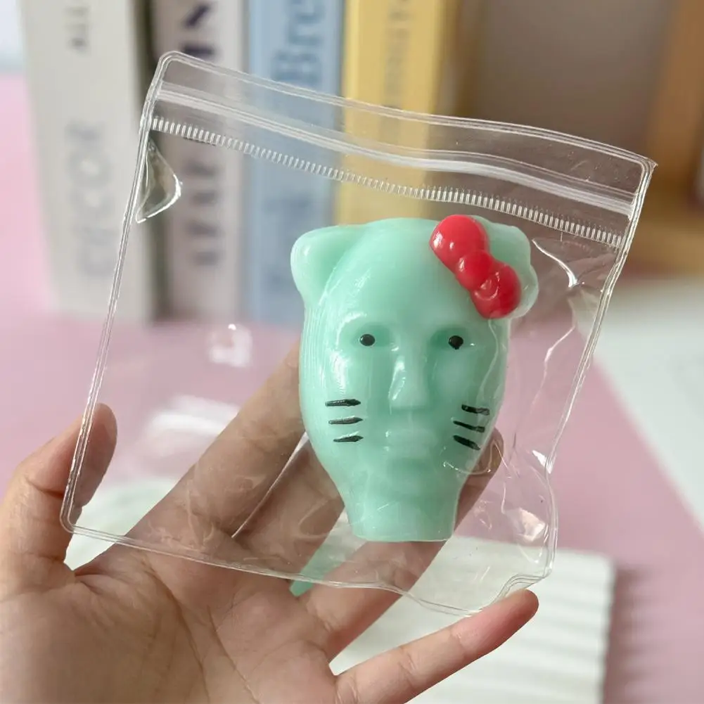 Simulation of Alien Extrusion Slow Rebound Toys Decompression Soft Waxy Alien Fingers Pinch Toys Funny Gifts for Children