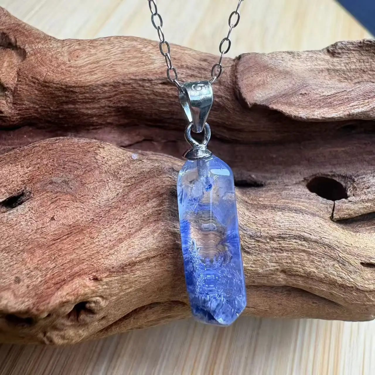 hebilla-de-plata-925-de-una-pieza-con-excelente-oferta-colgante-de-forma-libre-de-cristal-de-cuarzo-natural-de-dumortierita-para-regalo-de-joyeria