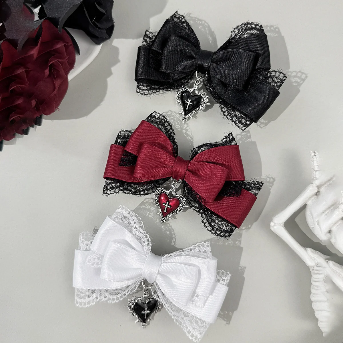 

Gothic Lolita Style Hair Clip Black Ribbon Bow Fashionable Hair Clips for girls High-grade headdress