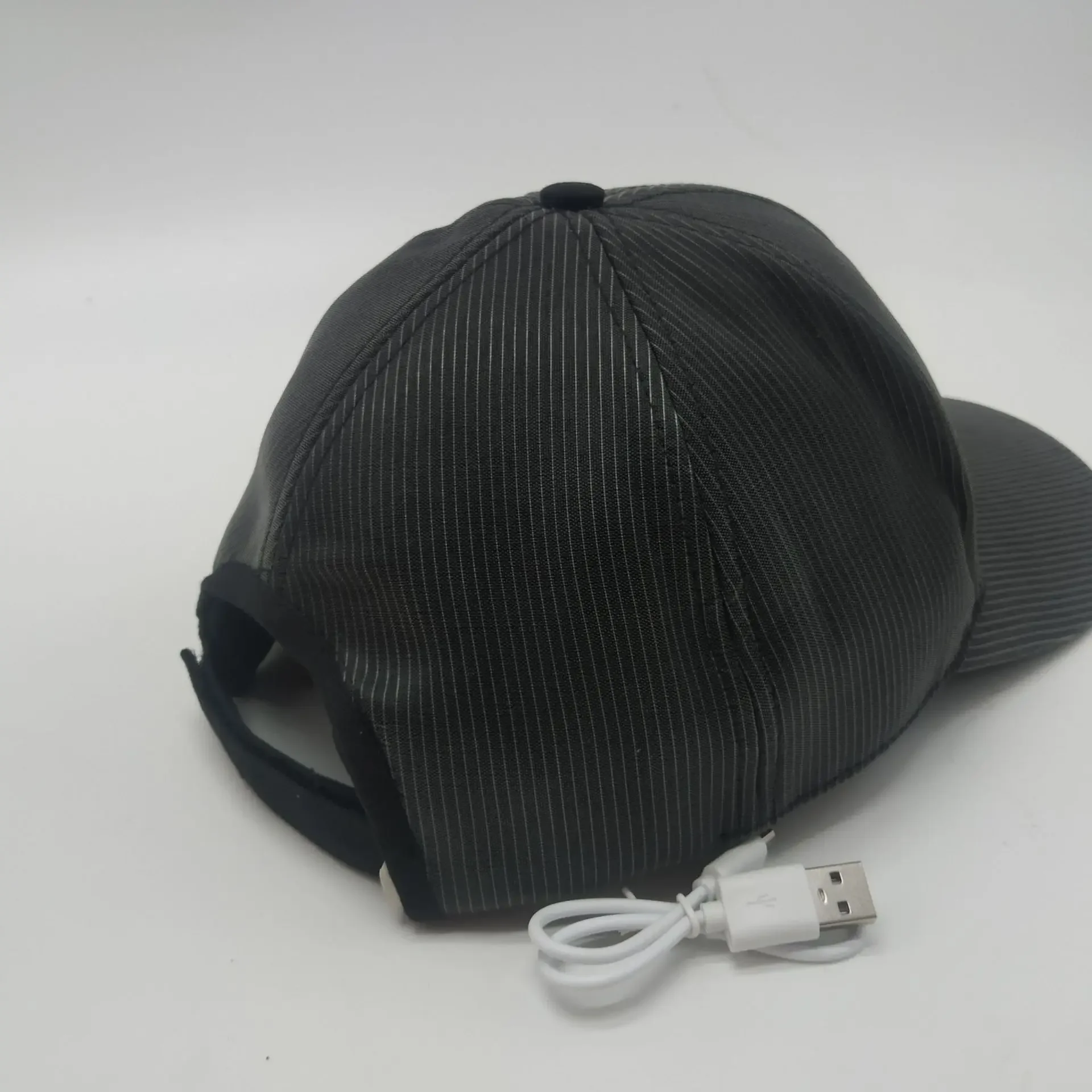 Oohmy Glasfaserkappe, LED-Hut mit 7 Farben, leuchtend leuchtende EDC-Baseballmützen, USB-Aufladung, leuchtende Kappen, Performance-LED-Kappe – Detail 4