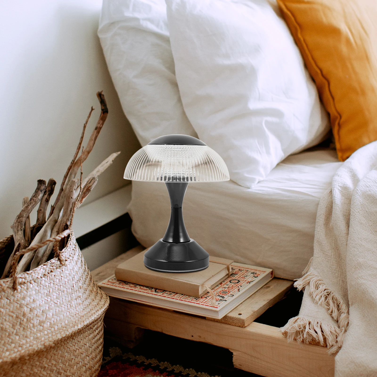 

USB Charging Desk Lamp Small Table Lamp Creative Mushroom Shape Home Decorative Light Children Bedroom Night Light ABS Acrylic