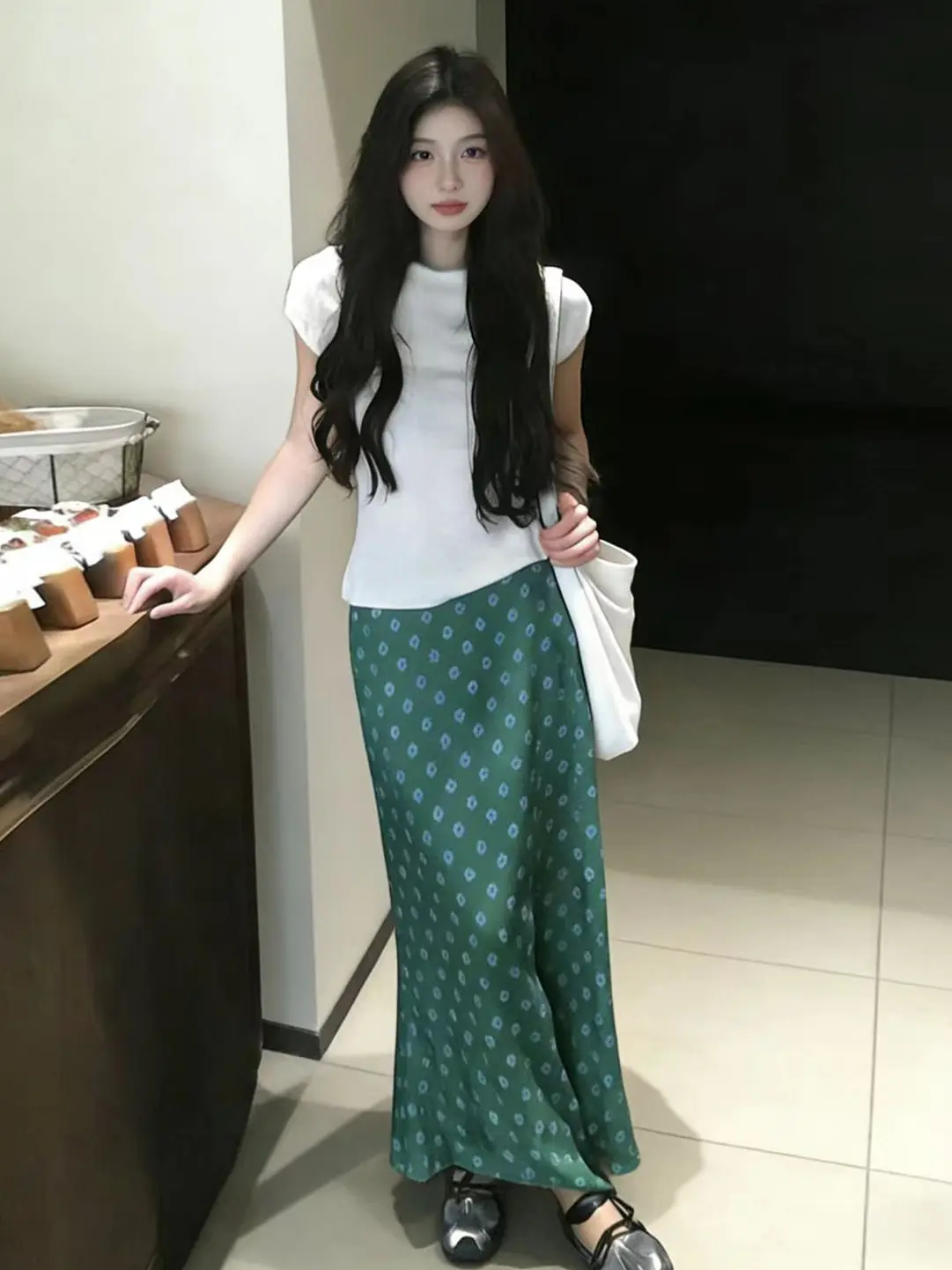 

Fashionable Short Sleeve T-Shirt And High Waist Skirt Set Women's Summer Slimming Outfit Chic Floral Print Date Wear