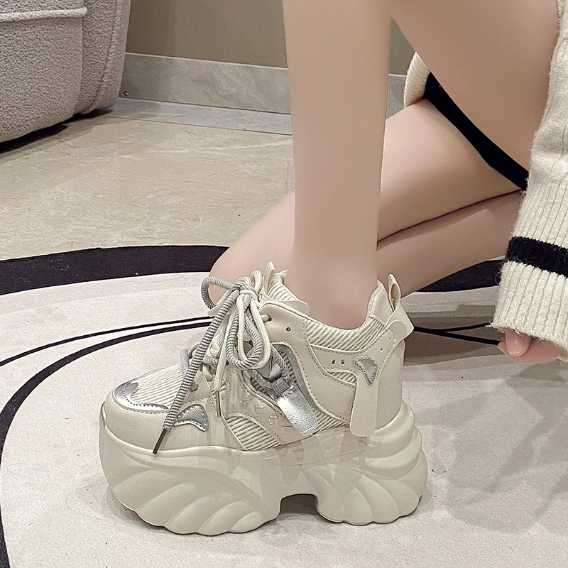 ارتفاع 11 سنتيمتر منصة أحذية رياضية للنساء بدعة مصمم حذاء كاجوال للمرأة إسفين سميكة وحيد الكعوب المخفية حذاء رياضة Zapatillas Mujer