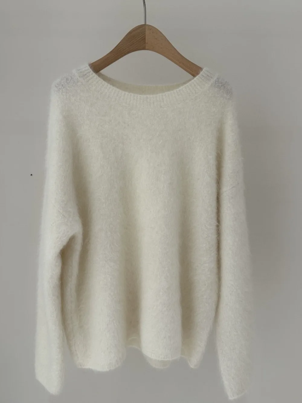 Kuzuwata Harajuku O Neck Fur Thicked Wool Fluffy Pullovers Knit Loose O Neck Luxury Pull Femme Japan New Moda Elegant Knitwear