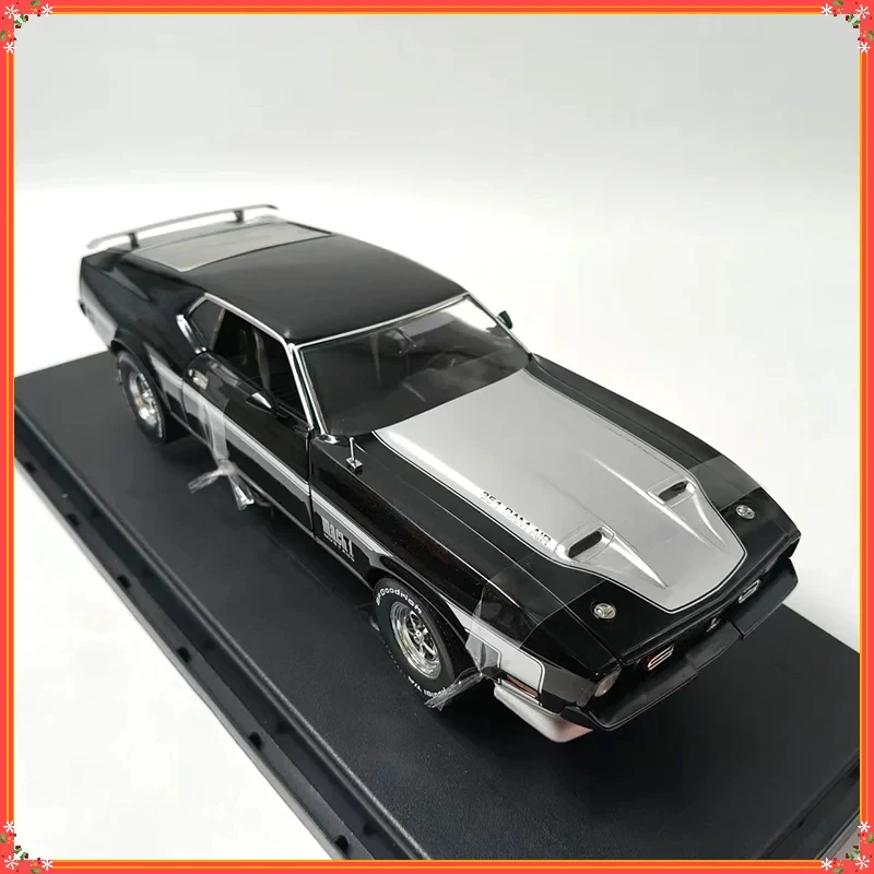 

Sun Star 1:18 Scale 1971 Mustang Mach 1 Alloy Car Model Ornament Souvenir Display Collection Hobby Gift