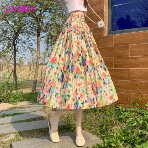 Floral swing skirt, small man, high waist, thin floral skirt, new summer style