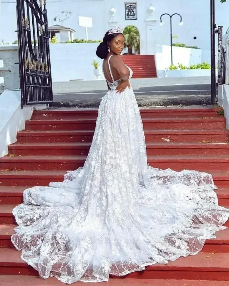 Robes de mariée de plage Spaghetti personnalisées dentelle africaine 3D ceinture en cristal florale balayage Train princesse jardin robes de mariée