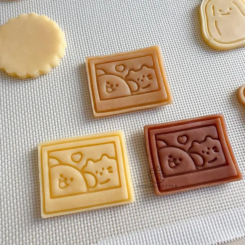 Animal Picture Frame Shape Cookie Cutters Plastic Heart Frame Pressable Biscuit Mold Cookie Stamp Kitchen Baking Pastry Bakeware