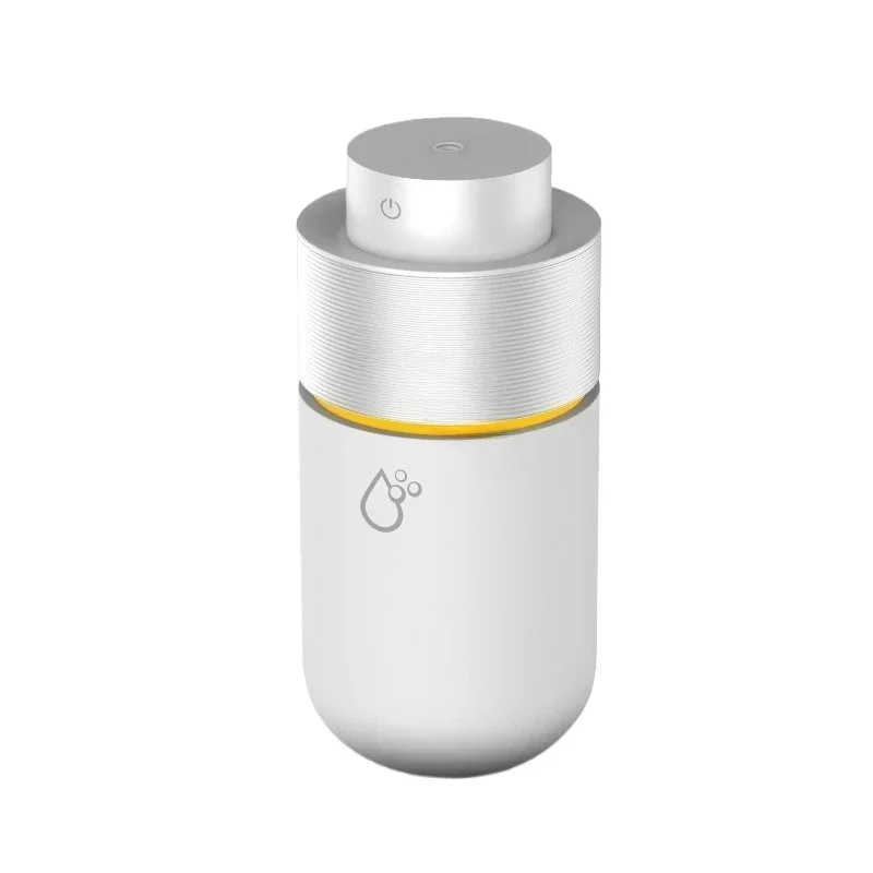 Portable large-capacity humidifier, car office atomizing small car humidifier, gift room moisturizing