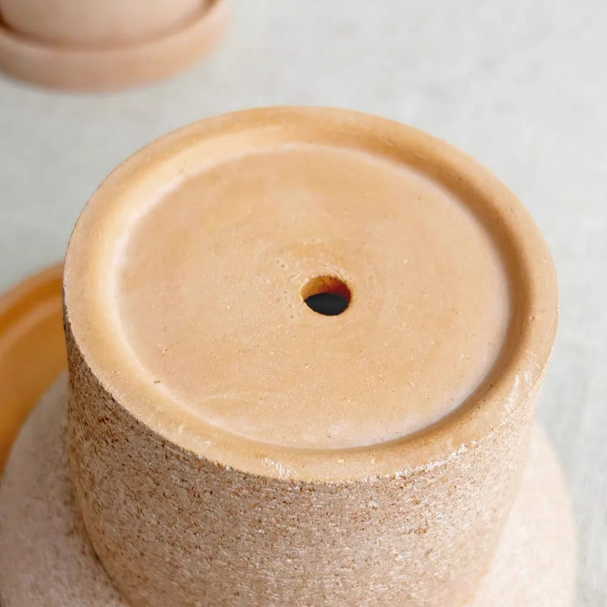 Creative Pipe Shape Terracotta Plant Pot with Saucer, Minimalist Ceramic Planter for Succulents Cactus Indoor Desk Decor