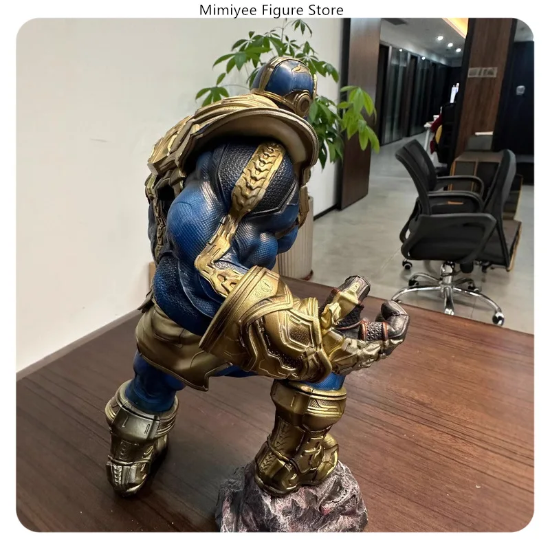 مجموعة هدايا تزيين سطح المكتب من Marvel Thanos Infinity Gauntlet مقاس 36 سم من مادة PVC