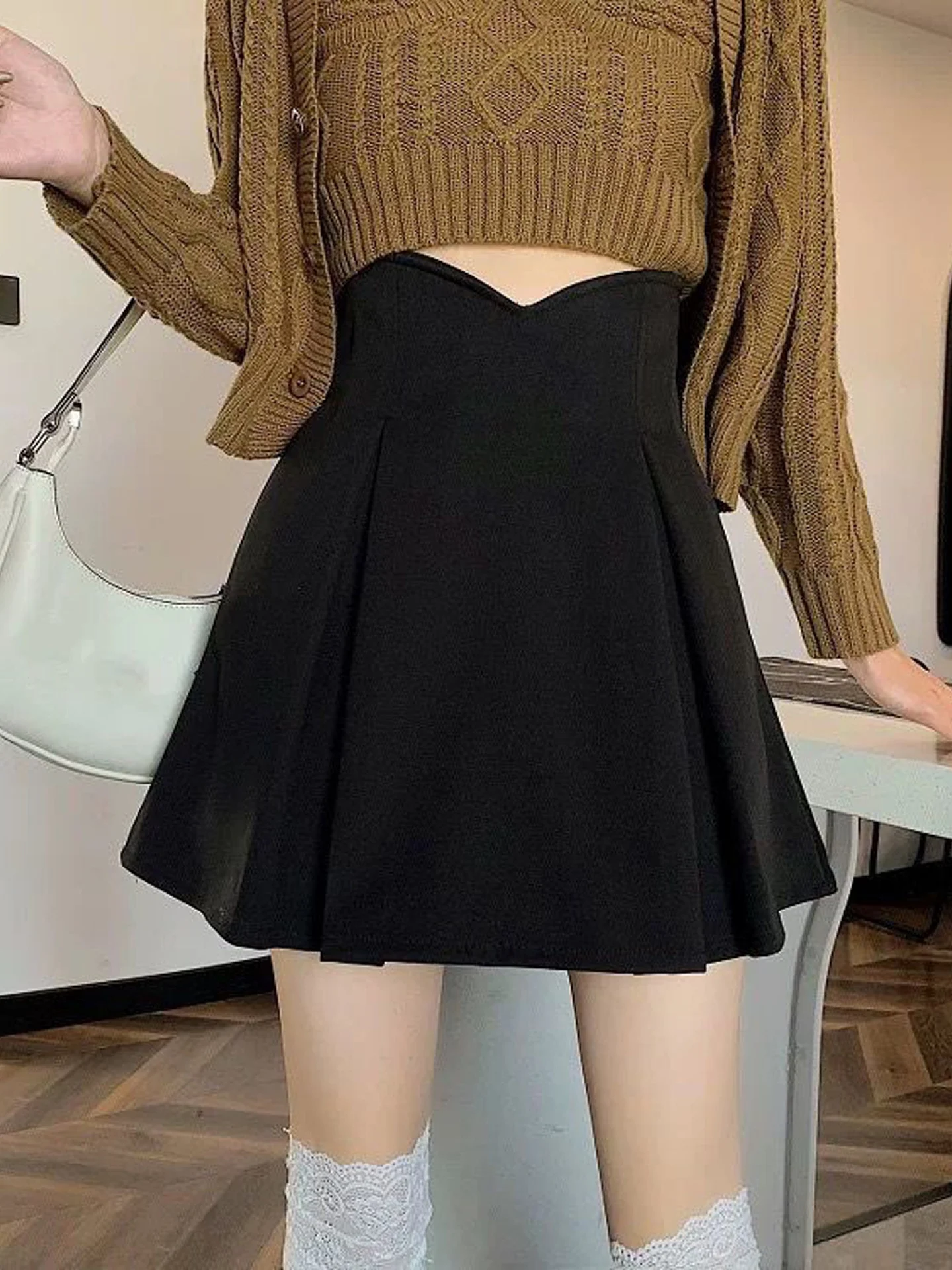 Fashionable Korean High Waist A-Line  Skirt Women's Woolen Slim Fit Half-length Skirts Autumn New Style Elegant Short Skirts