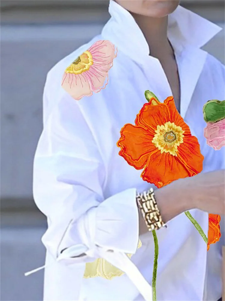 2026 Frühling Sommer Damen Übergroßes Midi-Hemd Lebendiger Mohnblumendruck Lange ausgestellte Manschetten Button-Down-Kragen Sommerbluse