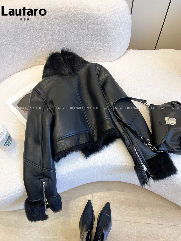 Lautaro Autumn Winter Cool Short Loose Black Thick Warm Soft Hairy Faux Sheepskin Coat Women Luxury Designer Fluffy Jacket 2024