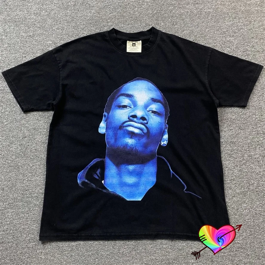 

2024ss Vintage Black Snoop Dogg Tee Men Women Blue Graphic Rapper T-shirt Hip Hop Tops Oversize Short Sleeve Street Wear