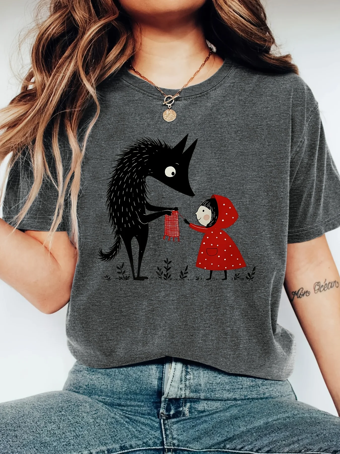 

Женская летняя футболка больших размеров с принтом Красной Шапочки, хлопковая, дышащая, стильная, универсальная, в уличном стиле, оверсайз