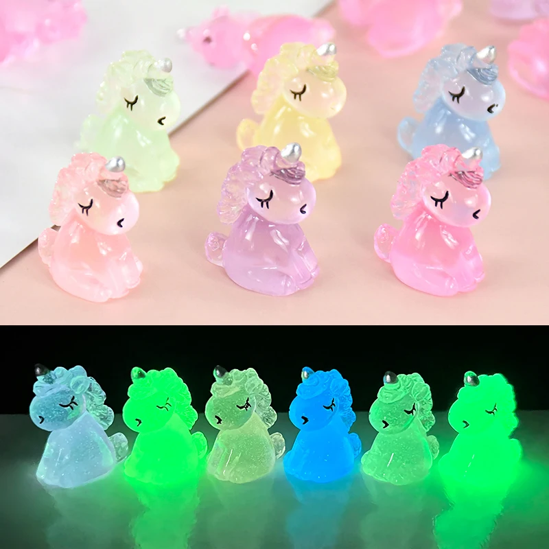 10pcs Mini unicorni giocattolo luminoso resina unicorno figurine in miniatura fata accessori da giardino casa delle bambole decorazione del paesaggio