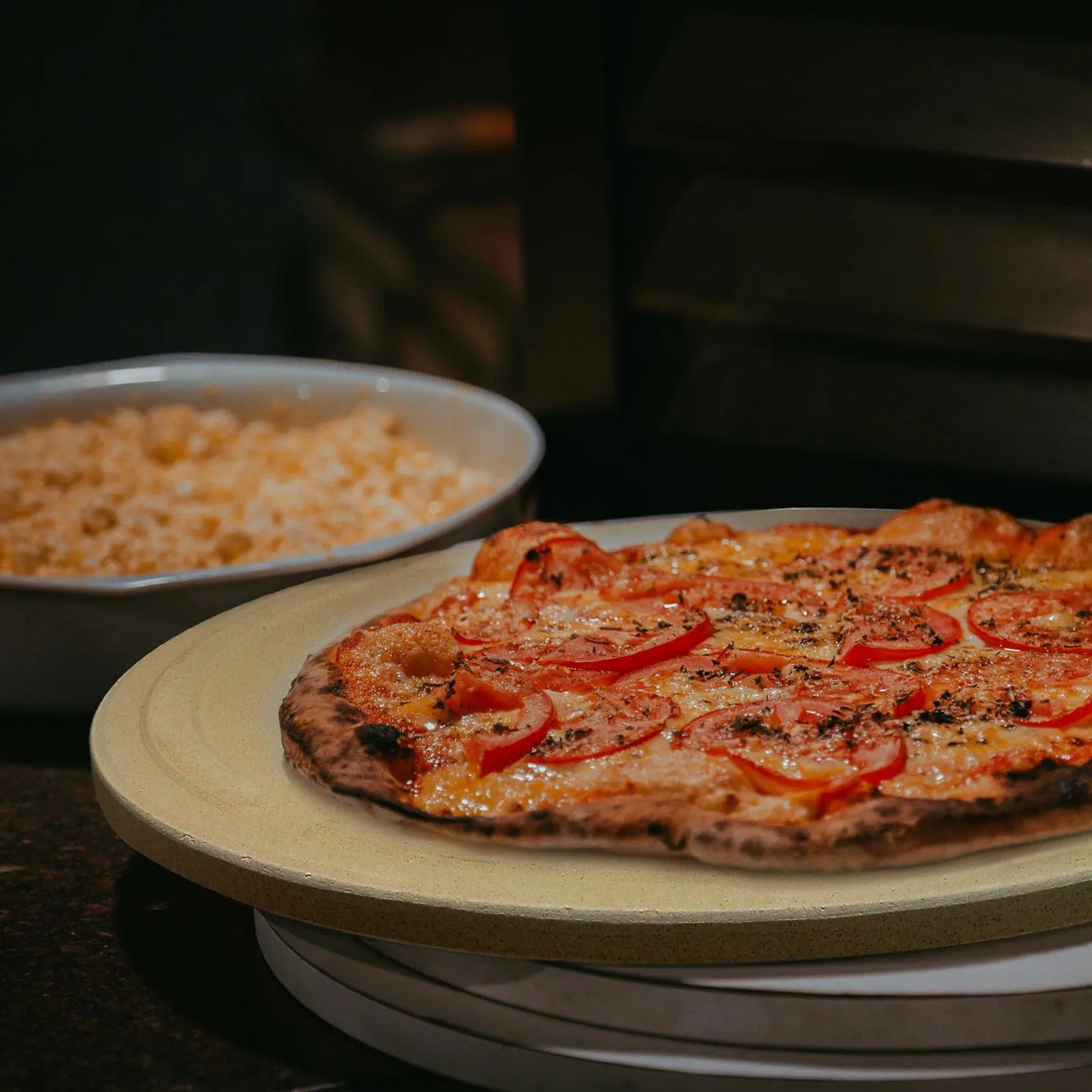 

1pc Cordierite Baking Stone Heat Resistant Pizza Grilling Stone For Home Use Bread Cookies Baking Tool Kitchen Bar Accessories