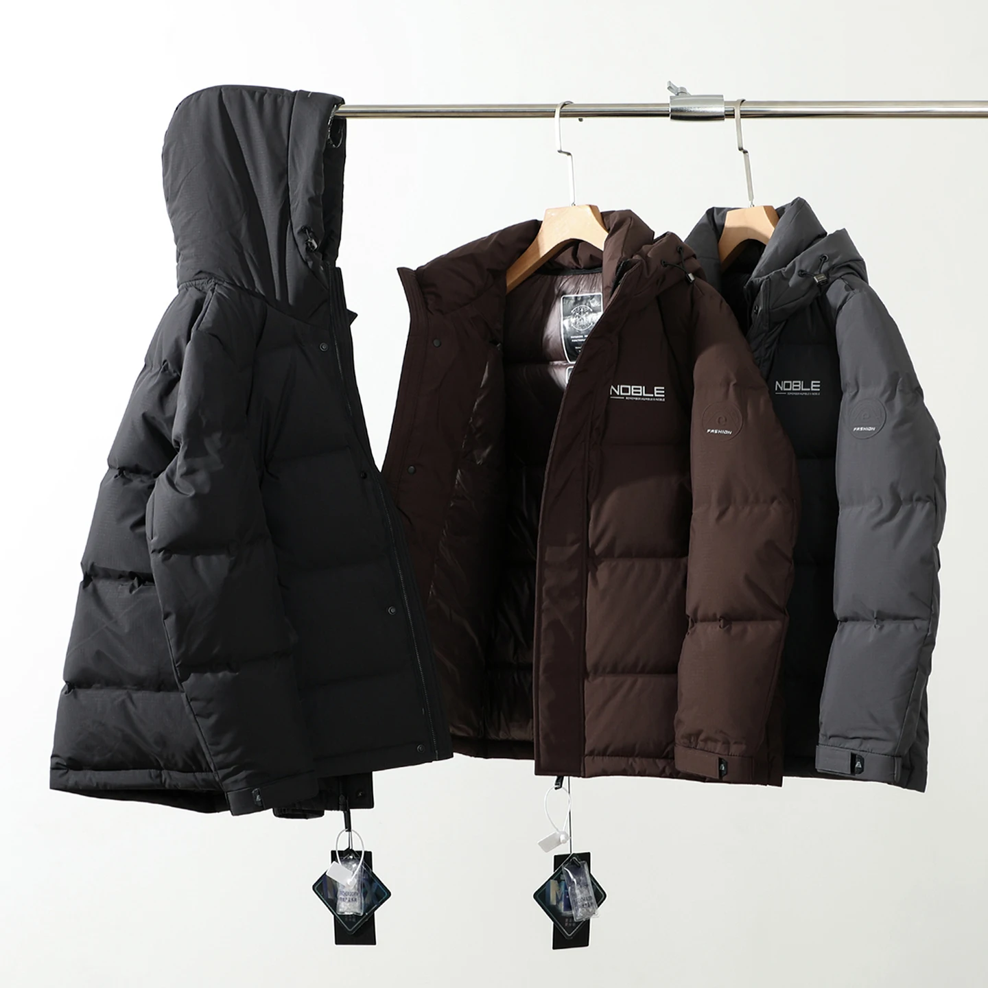 

Trade King Thiened High Fluffy! Fearl Wind And Snow! Winter New Men's Hooded Warm down Jaet Youth Casual Sle