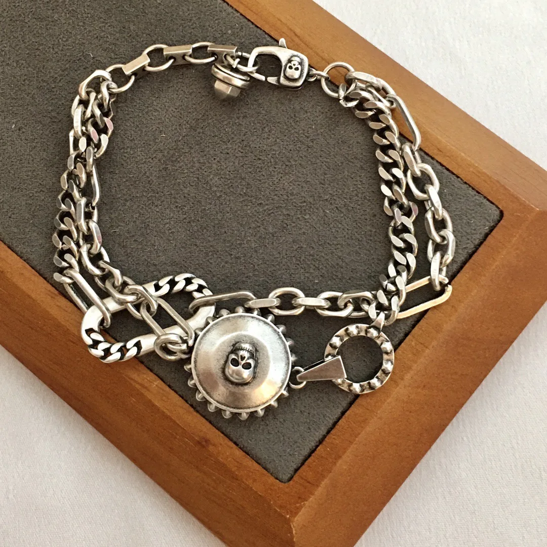 

New Double-layer Paper Clip Skull Bracelet For Women And Men Personality And Temperament Round Brand Multi-layer Bracelet