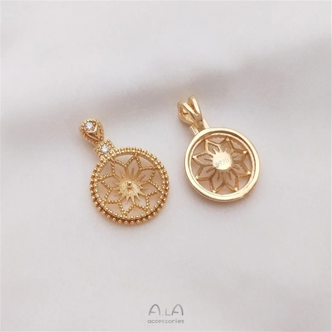 14K Gold-coated Zircon Eight-awn Star Lace Round Half-hole Beaded Pendant Diy Crystal Pearl Necklace Empty Holder D043