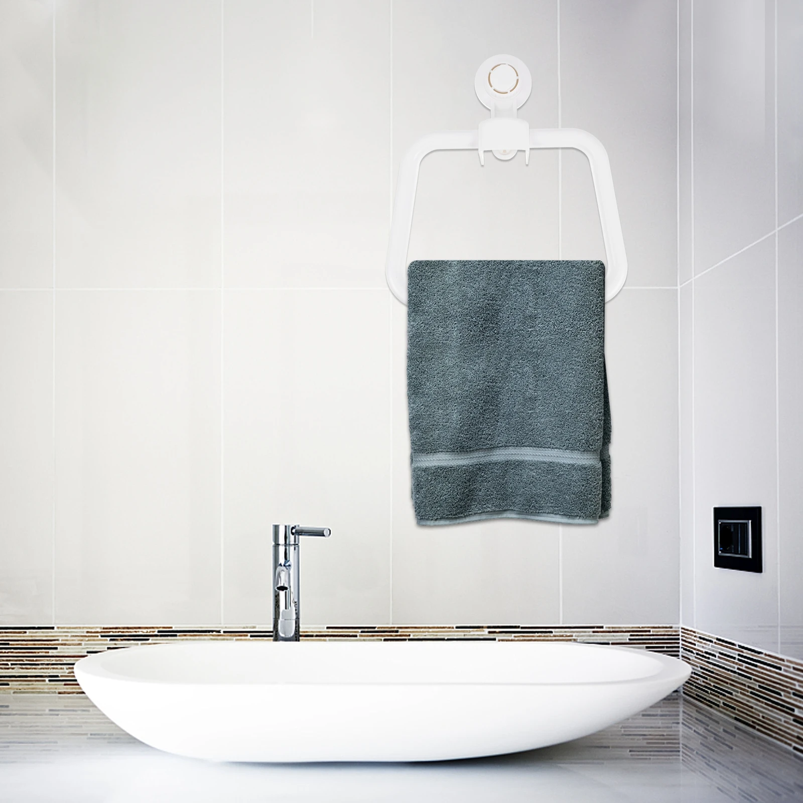 

Towel Holder Suction Cup Design Bathroom Towel Ring No Harm to Wall Surface Durable Lightweight Easy to Install Widely Used
