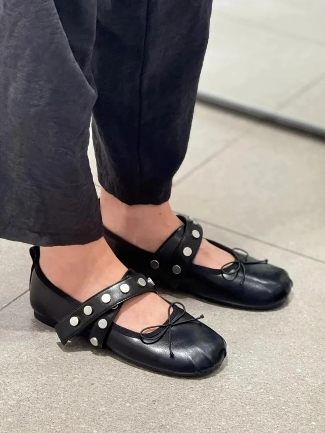 retro-style-rivet-mary-jane-flat-bottom-ballet-shoes-women's-genuine-leather-knot-cross-band-elegant-fashion-shoes