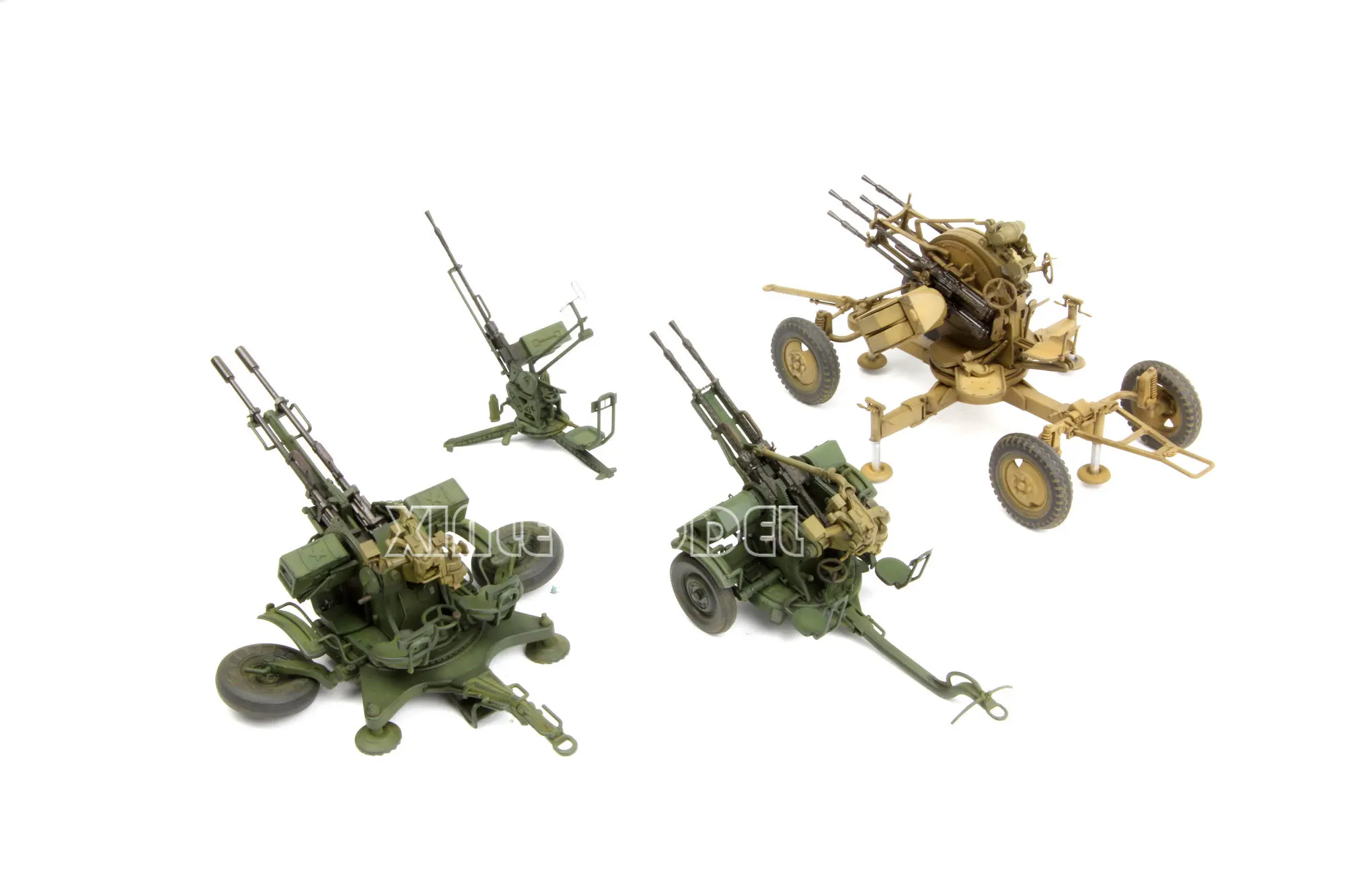 MENG Kit modello assemblato in plastica SPS-026 Set di pistole AA russe Light 1/35