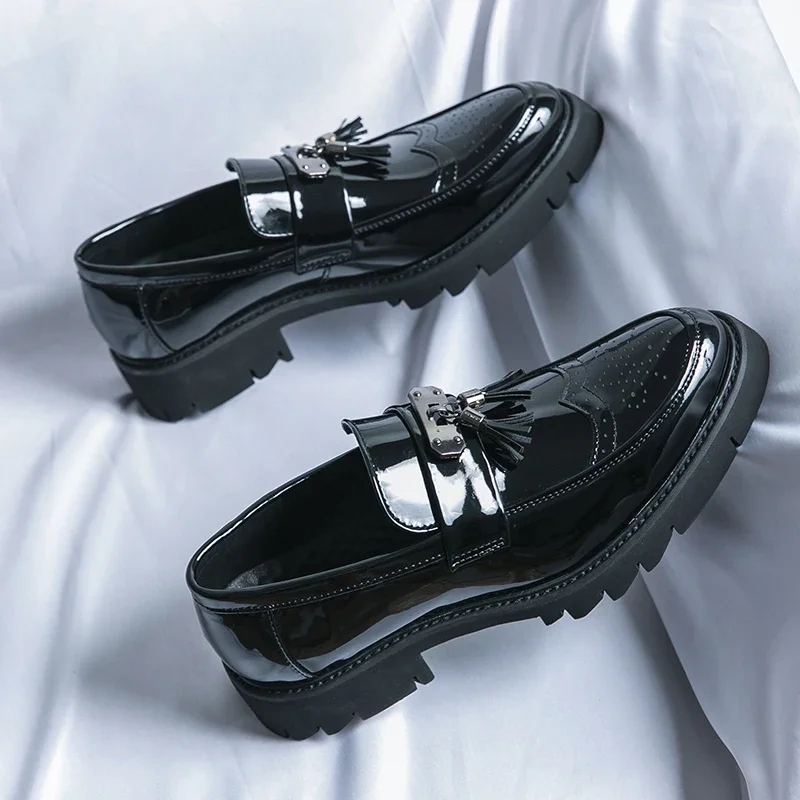 Men Dress Shoes Black Patent Leather Tassels Round Toe Loafers Slip-On Business Designer Shoes Men Size 38-46