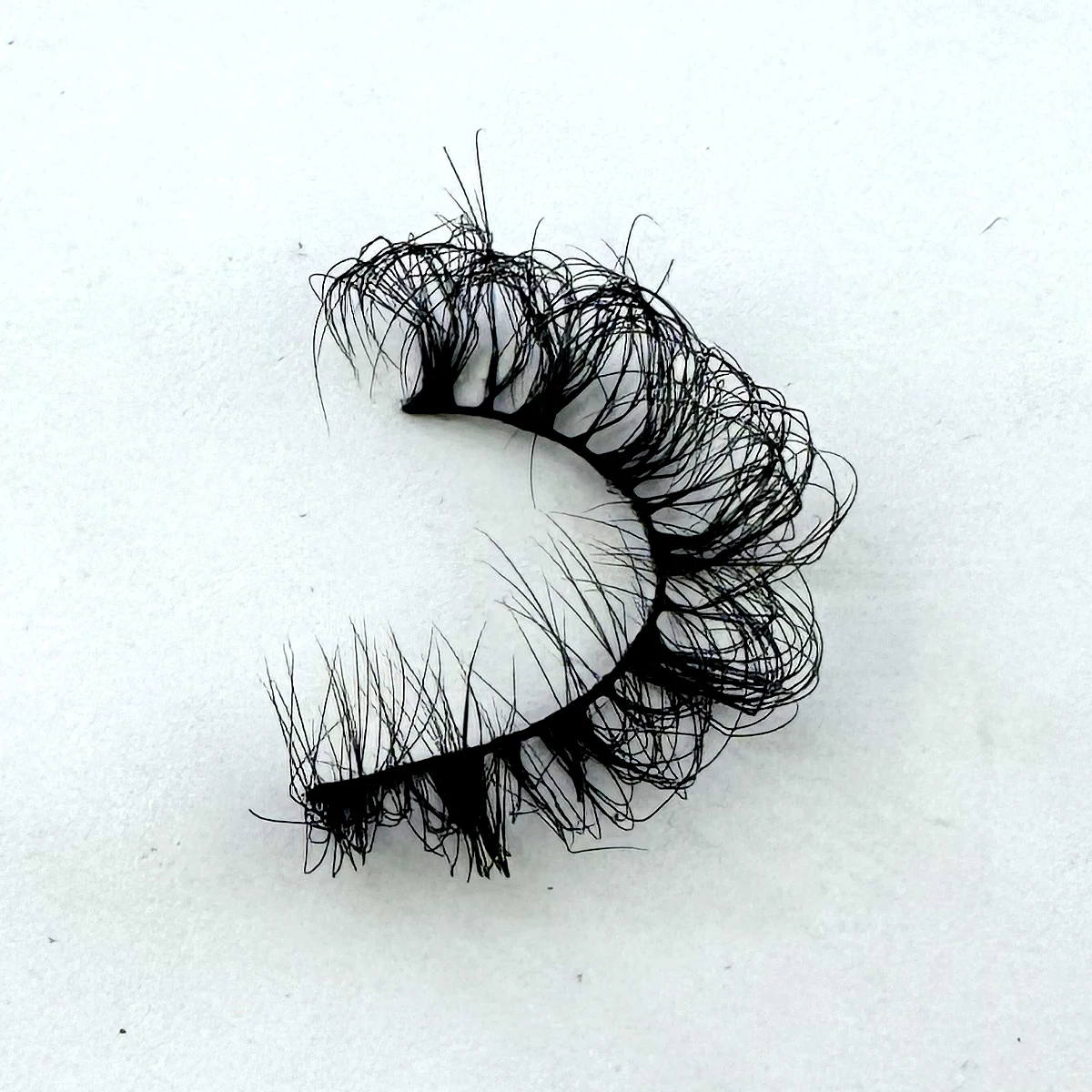 HBZGTLAD 10 par 3D Faux Mink Lashes puszyste miękkie pełne grube delikatne naturalne długie sztuczne rzęsy kręcone rzęsy hurtownia rzęs