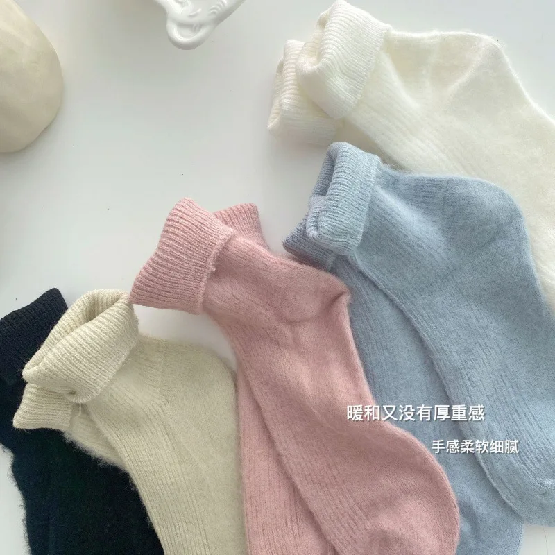 

2022 New Arrival Winter Women Socks Thick Warm Wool Socks Japanese Fashion Solid Color Cashmere Socks Casual Kawaii Socks 35-40