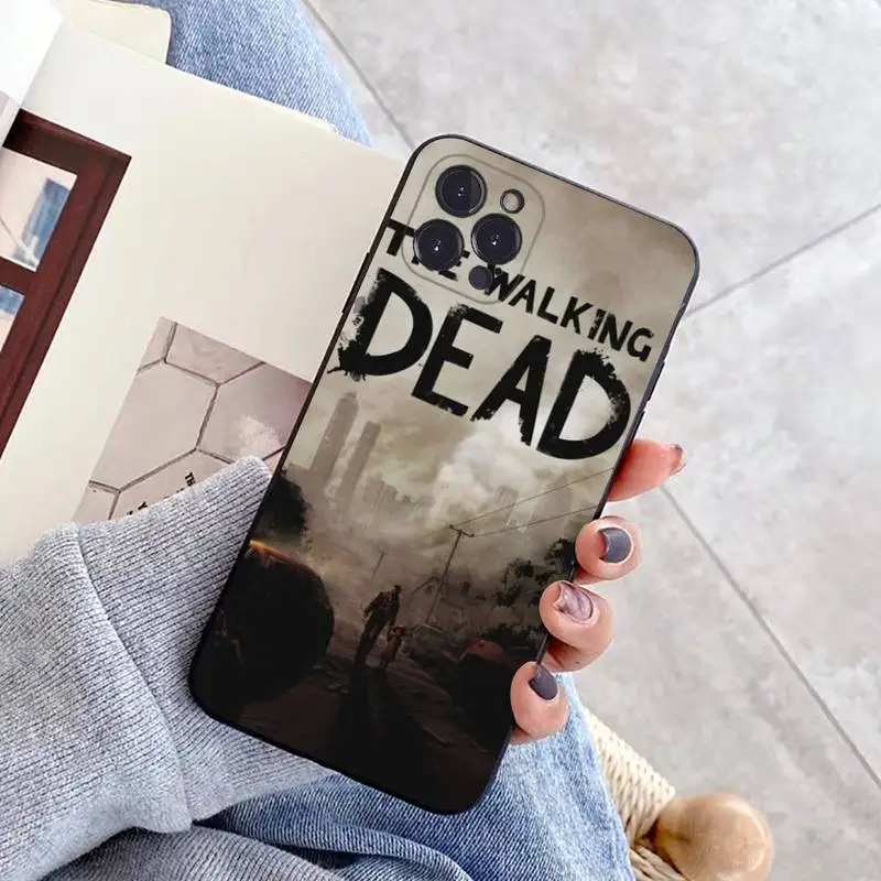 The Walking Dead Phone Case For iPhone 14 11 12 13 Mini Pro Max 8 7 6 6S Plus X SE 2020 XR XS Funda Case