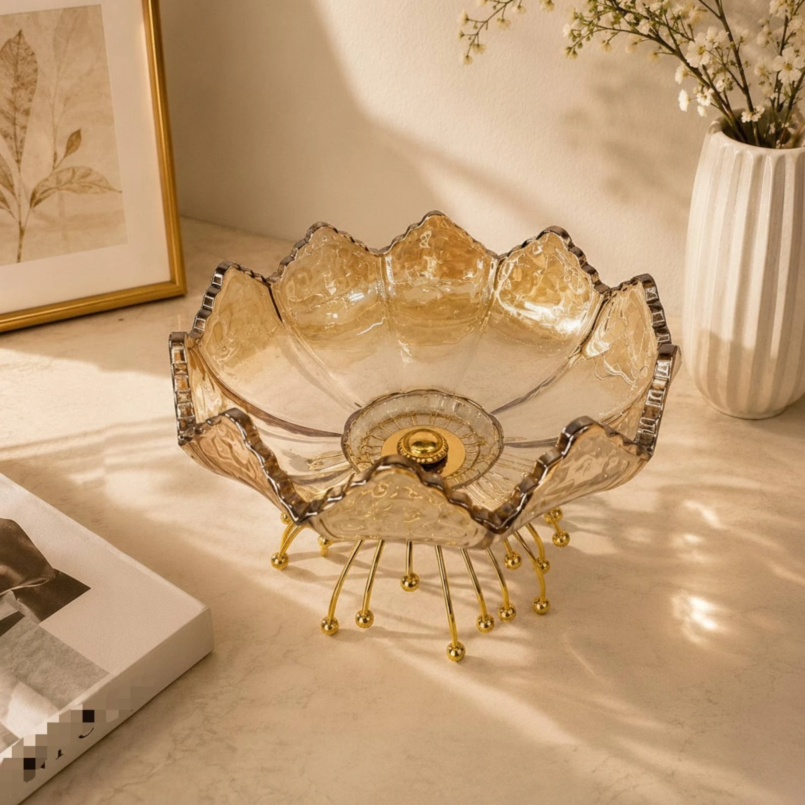 Glass Bowl with Stand Amber-Tinted Flower Fruit Tray Glass Fruit Bowl Gold-Tone Textured for Tabletop, Coffee Table