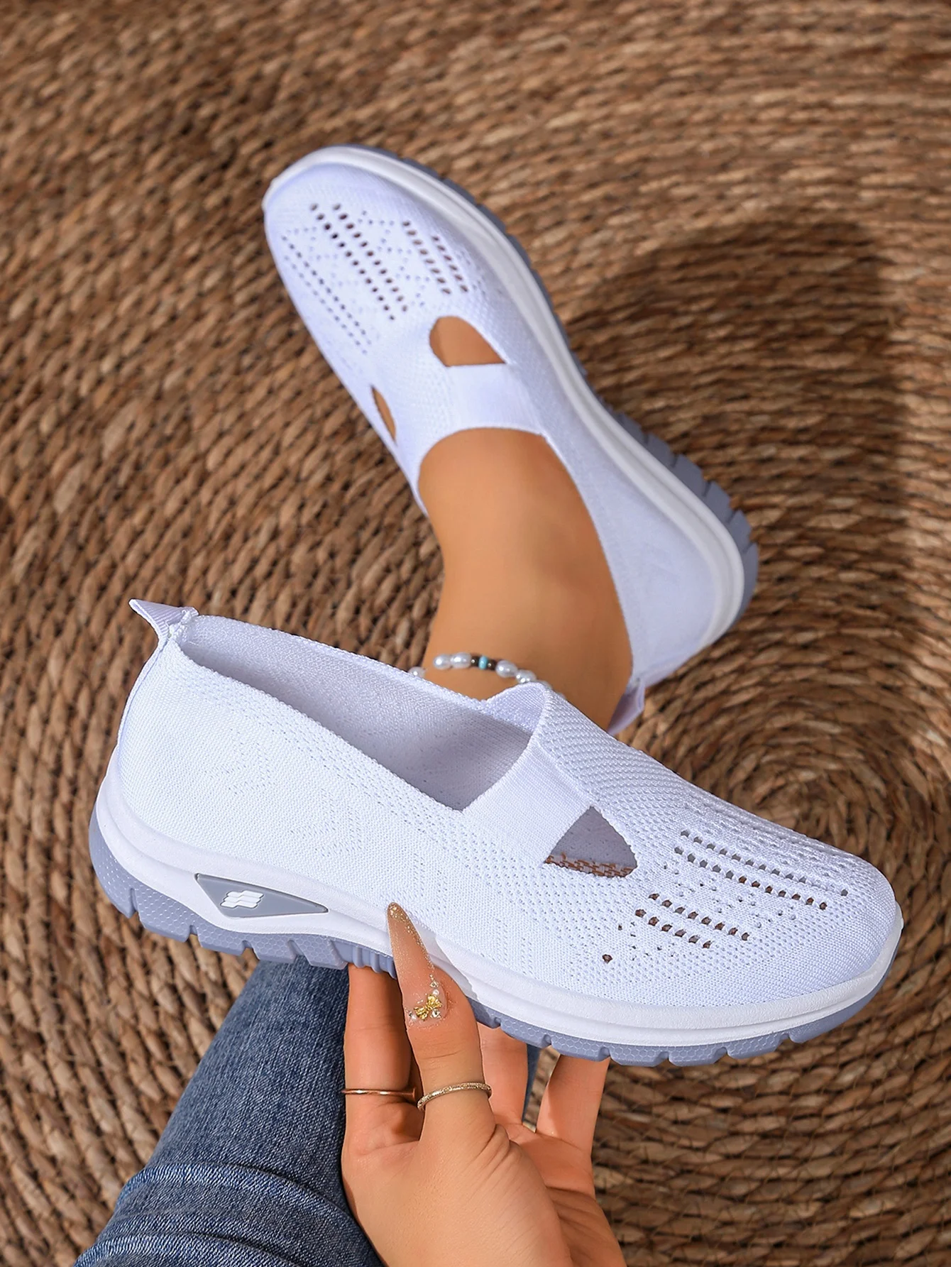 Sommerliche, atmungsaktive, hohlgestrickte Damen-Slip-On-Schuhe, rutschfeste, leichte Wandersneaker, lässige Mesh-Loafer für den Außenbereich – Detail 35